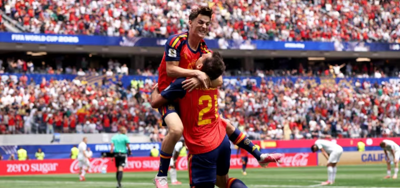 Imagem de Espanha vence Áustria por 3 a 0 e avança às oitavas da Copa do Mundo