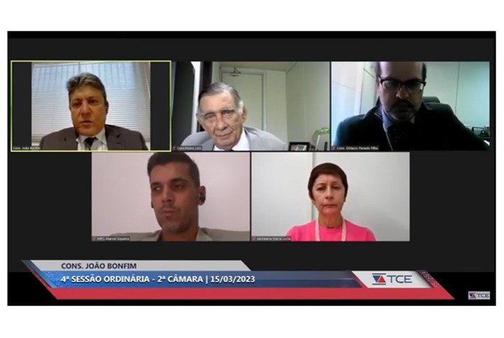 Imagem de Ex-prefeito de T. de Freitas e herdeiros do antecessor terão que devolver R$ 984,8 mil ao erário estadual