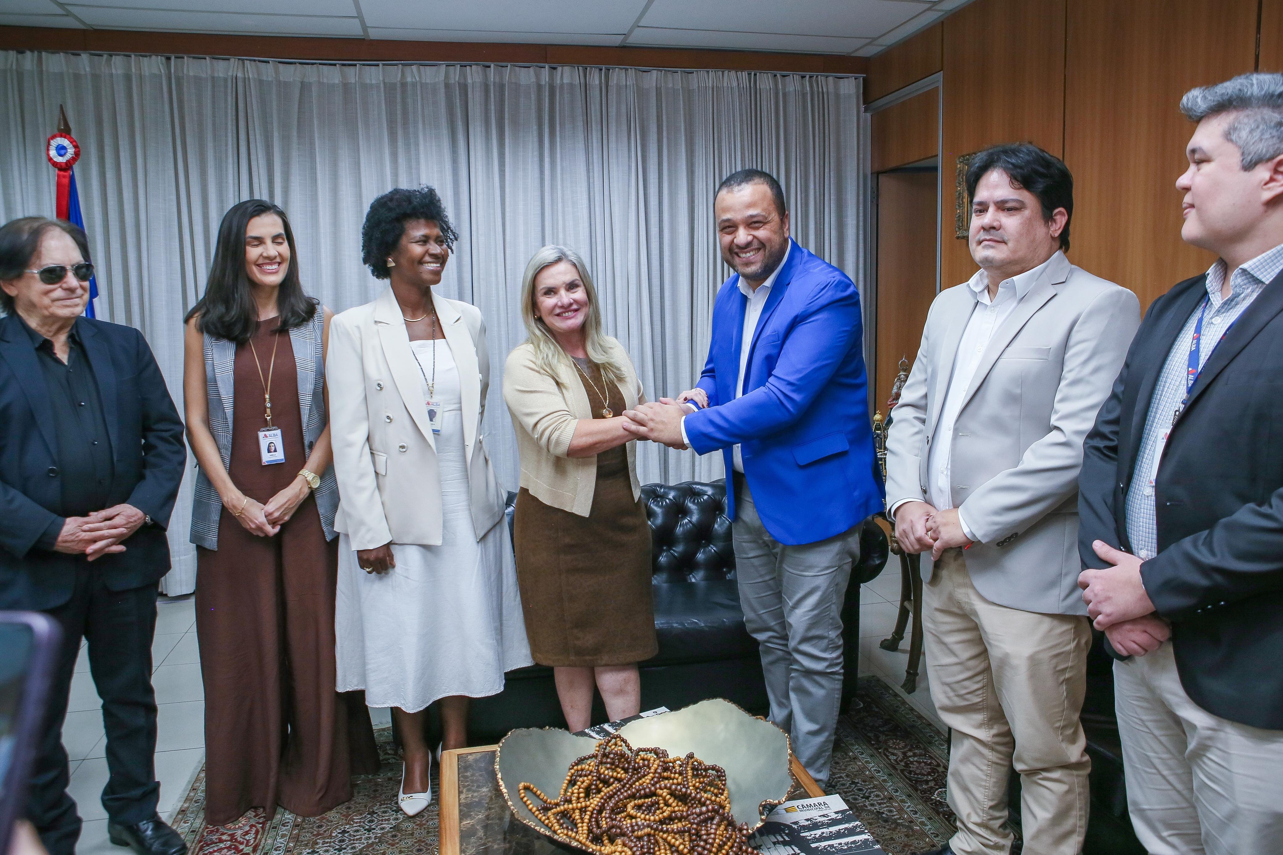 Imagem de Ivana Bastos fortalece parceria com a UNIVAS e renova uso do sistema ALBAVOX na ALBA