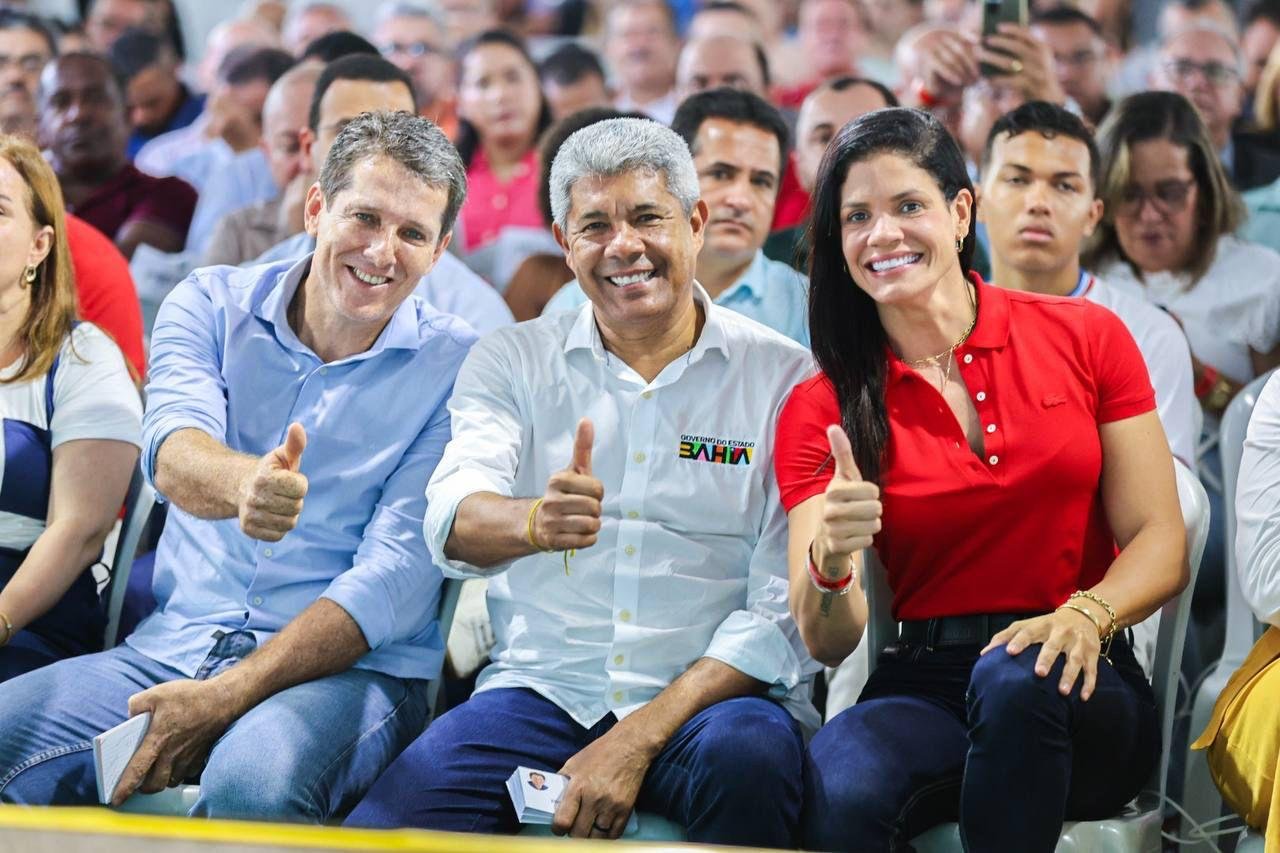 Imagem de Em Jequié, Larissa Moraes ressalta compromisso do governo Jerônimo com esgotamento sanitário