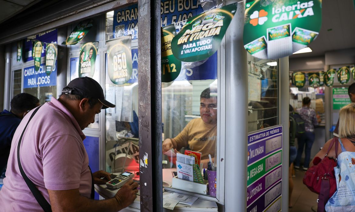 Imagem de Mega-Sena acumula novamente e prêmio chega a R$ 75 milhões