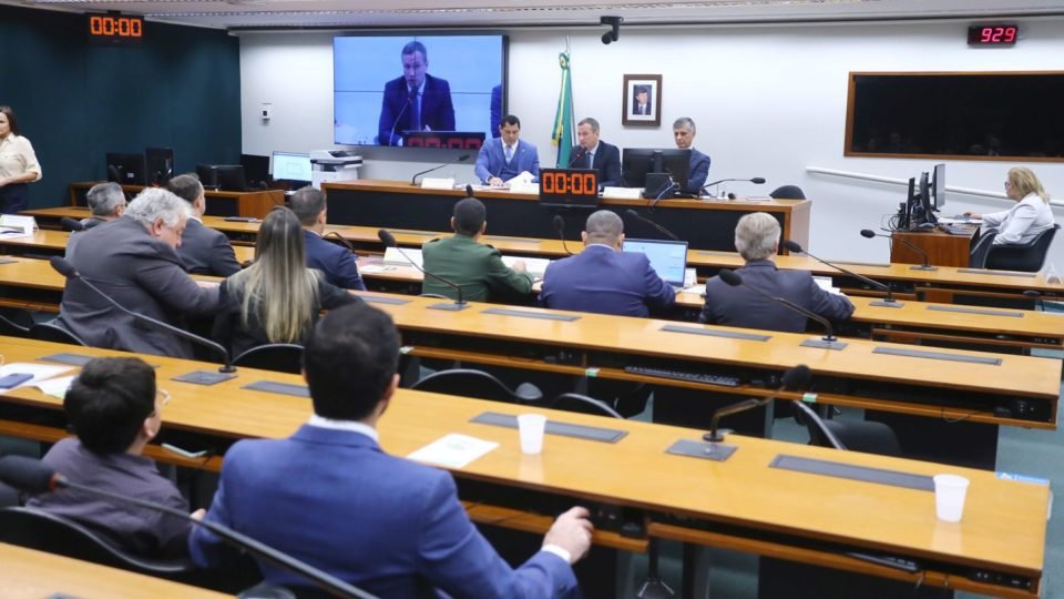 Imagem de Oposição critica corte no orçamento da segurança pública previsto pelo governo Lula para 2024