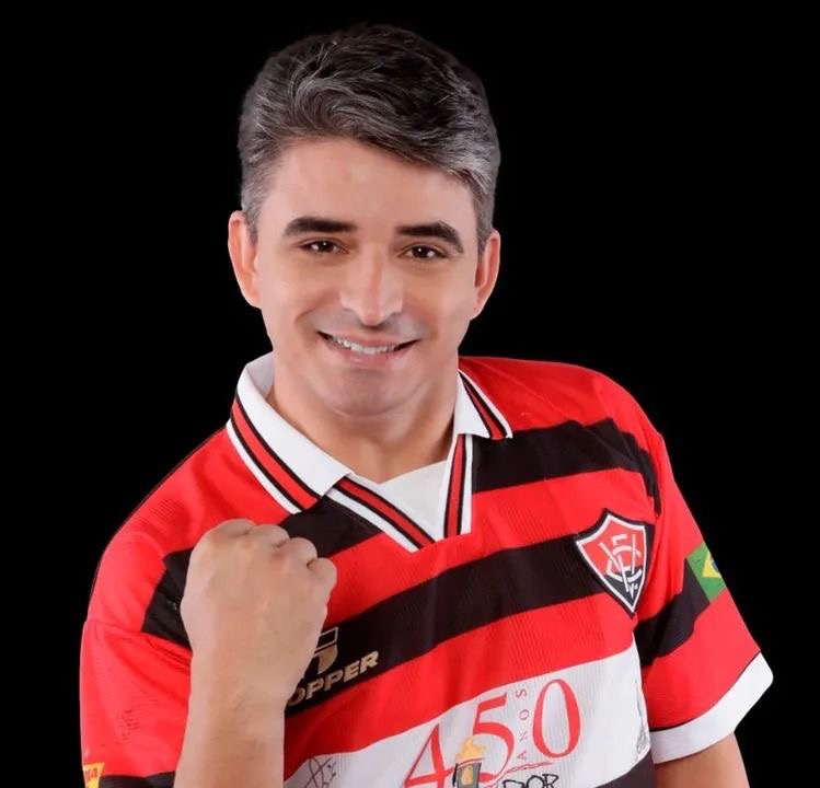 Imagem de Deputado Marcone Amaral comenta derrota do Vitória para o Flamengo e afirma que não tem como protelar mais a SAF