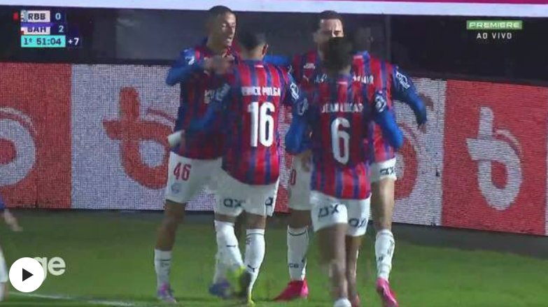 Imagem de Bahia vence Bragantino e encosta no G-4 do Brasileirão