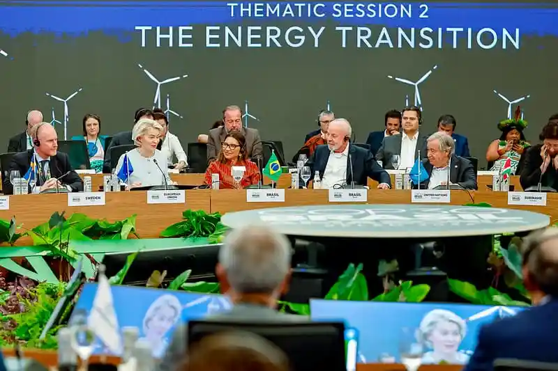 Imagem de Só 17 chefes de Estado e Governo na Cúpula de Belém expõem fracasso da COP30