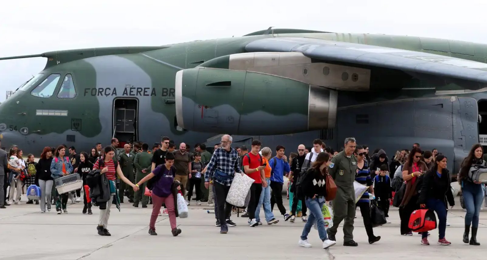 Imagem de Voo para resgate de mais brasileiros em Gaza decola para o Egito