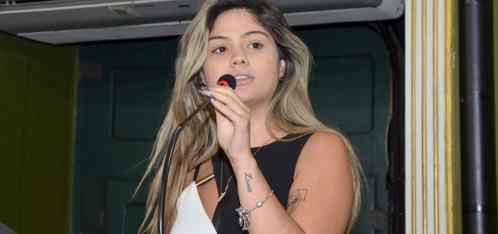 Imagem de Comissão da Câmara Municipal de Salvador rejeita projeto que pretendia acabar com queima de fogos no São João 