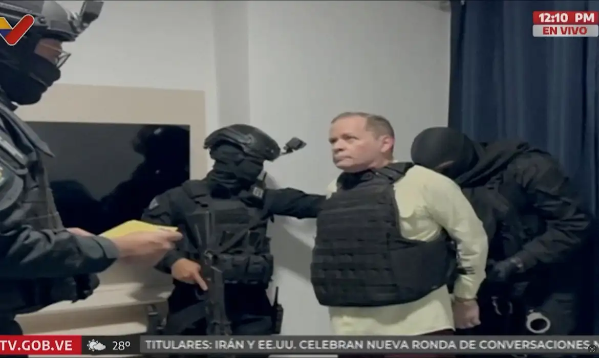 Imagem de Opositor venezuelano Guanipa é solto enquanto continuam libertações no país