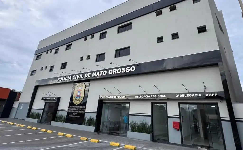 Imagem de Pai espanca filha de 12 anos até a morte após ver conversa com garoto