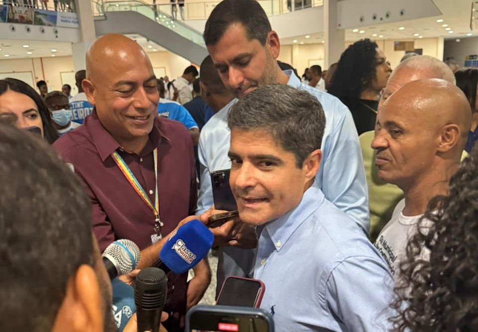 Imagem de ACM Neto defende revogação de portaria da 'aprovação em massa': 'Uma vergonha para nosso estado'