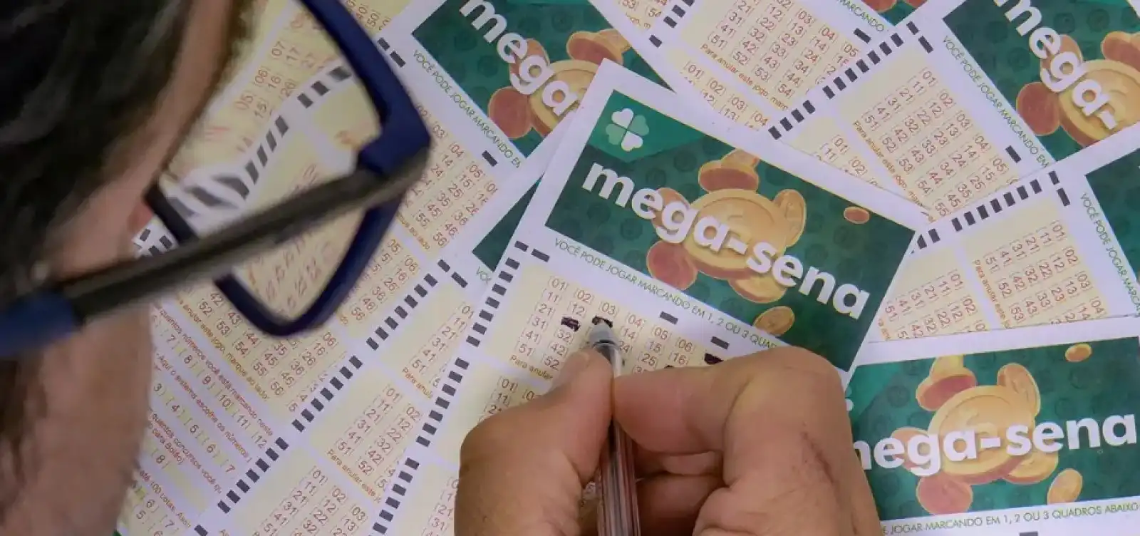 Imagem de Bolão da Bahia acerta quina da Mega-Sena e fatura mais de R$ 91 mil