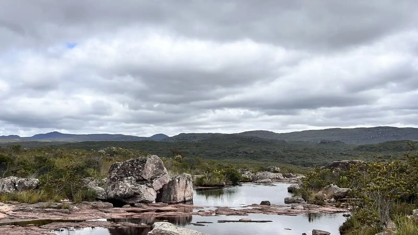 Imagem de Inema emite alerta para chuvas fortes e risco de temporais para mais de 150 cidade baianas