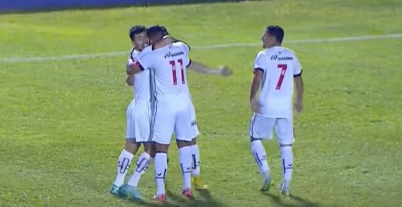 Imagem de Cirúrgico, Vitória bate o Atlético de Alagoinhas e cola no G-4 do Baianão