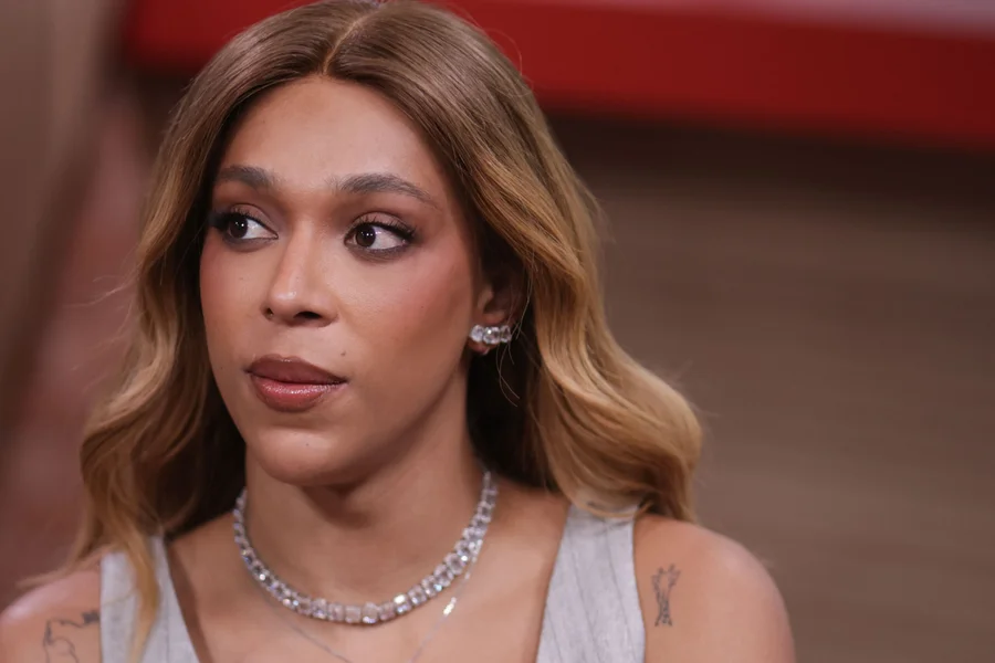 Imagem de Justiça arquiva ação contra Erika Hilton por fala em rede social