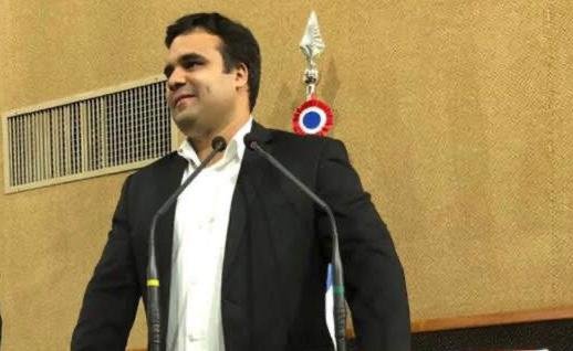 Imagem de Fabrício Araújo alerta para procedimentos quando a placa do carro é clonada