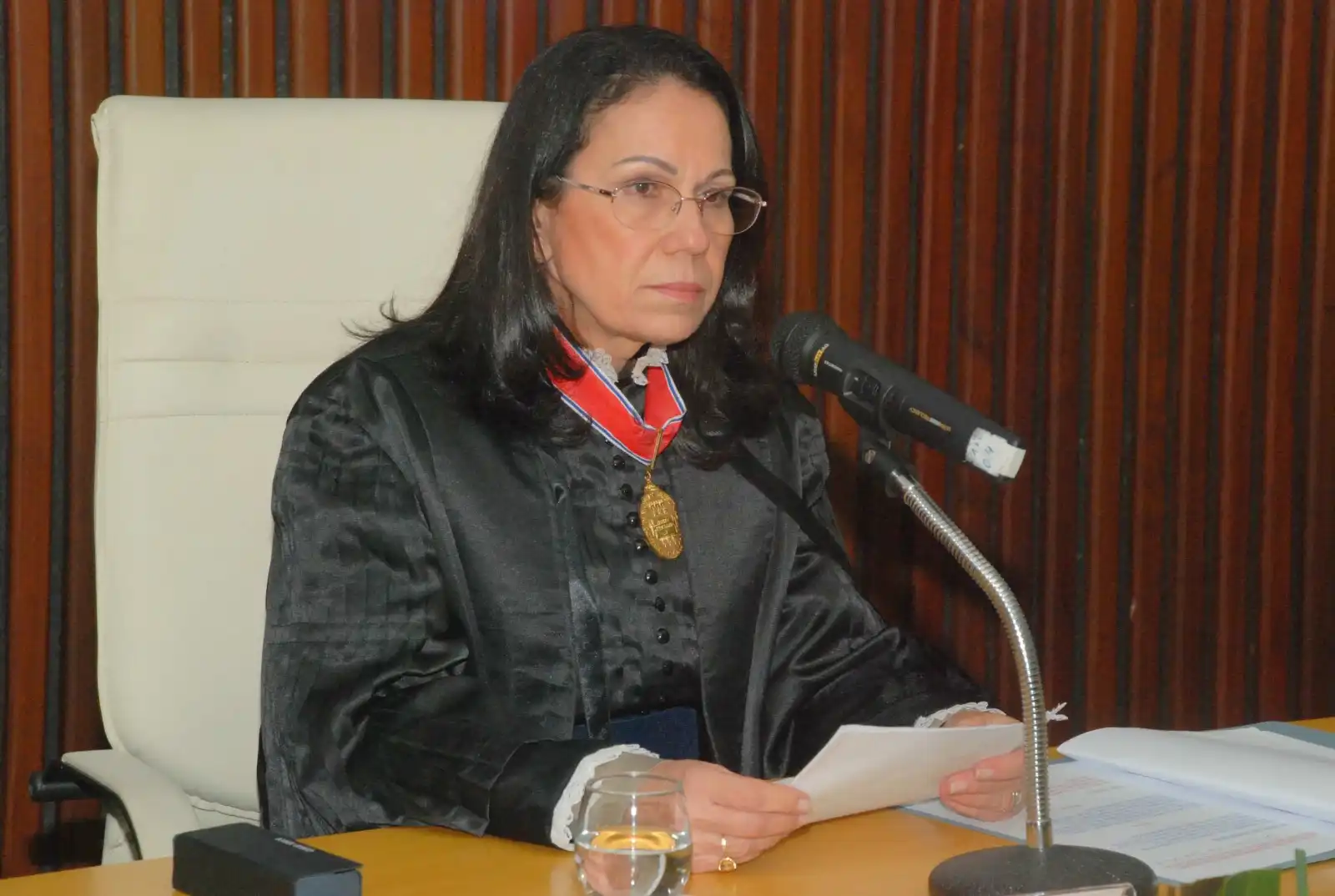 Imagem de Primeira mulher a presidir o TJ-BA se aposenta após 44 anos de carreira