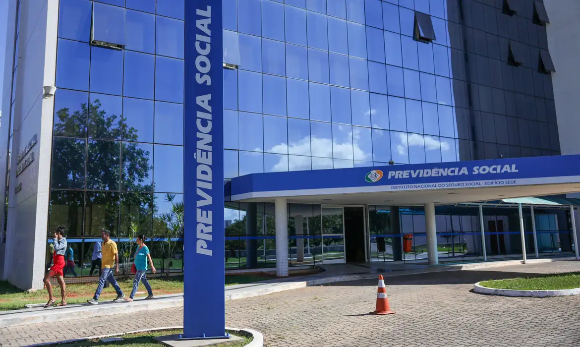 Imagem de Governo prorroga até março prazo para pedido de ressarcimento do INSS