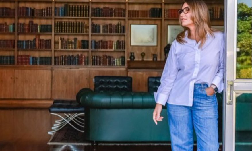 Imagem de Janja Tem Equipe de 12 Profissionais e Gasta R$ 1,2 Milhão, Segundo Jornal