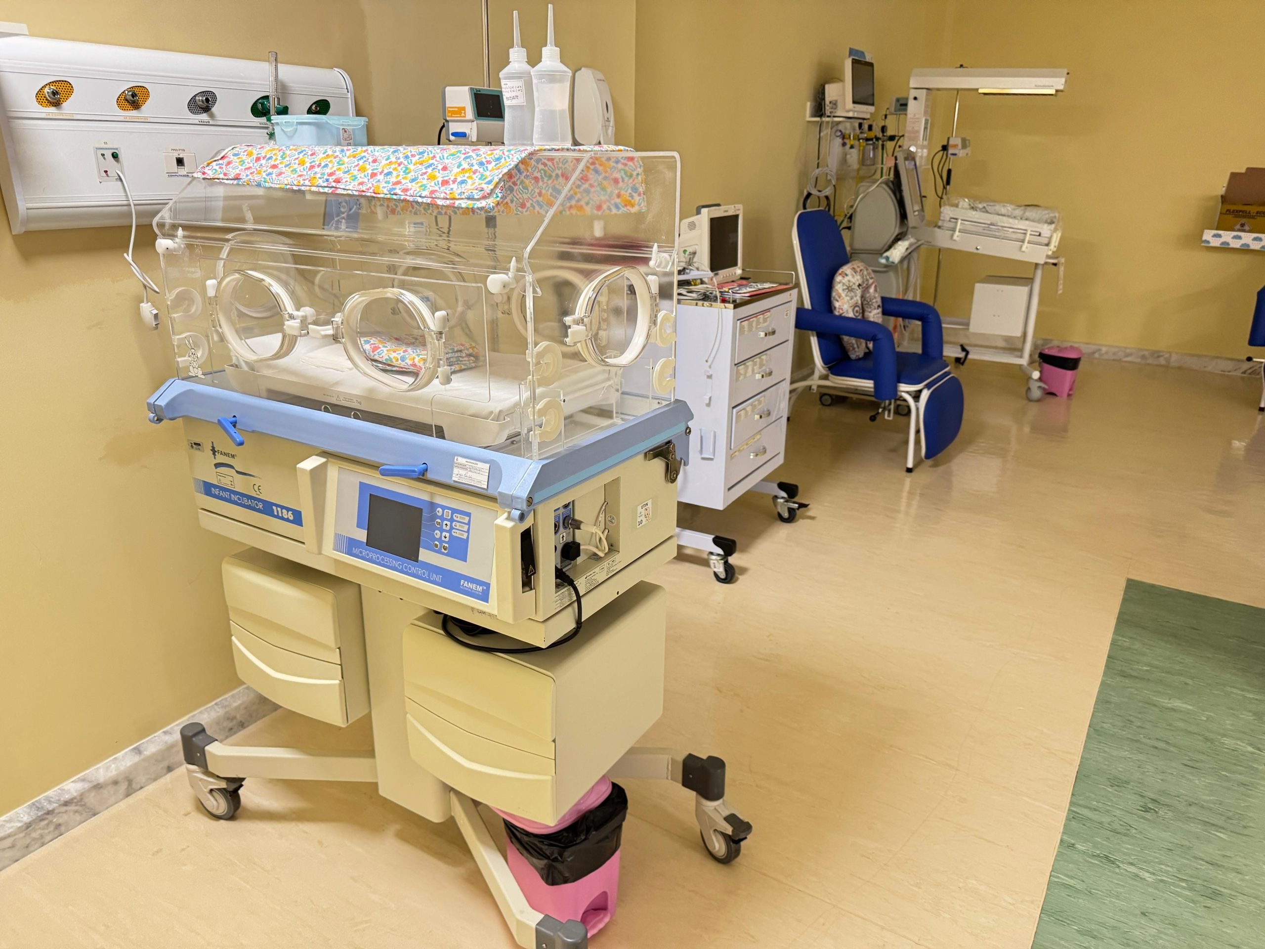 Imagem de  Governo do Estado inaugura leitos de UTI e credencia Hospital Municipal de Luís Eduardo Magalhães