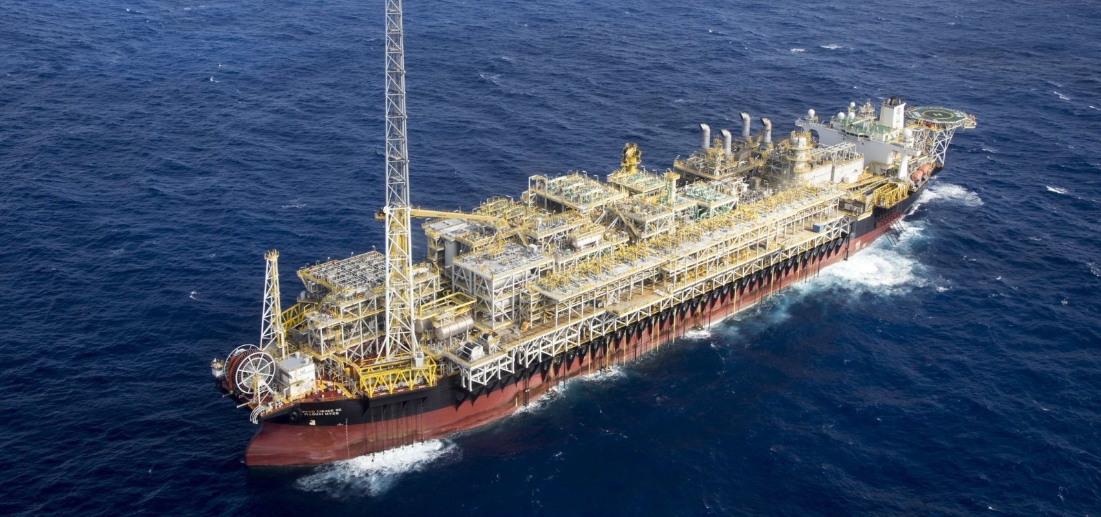 Imagem de Irã condiciona reabertura do Estreito de Ormuz a indenização por prejuízos da guerra