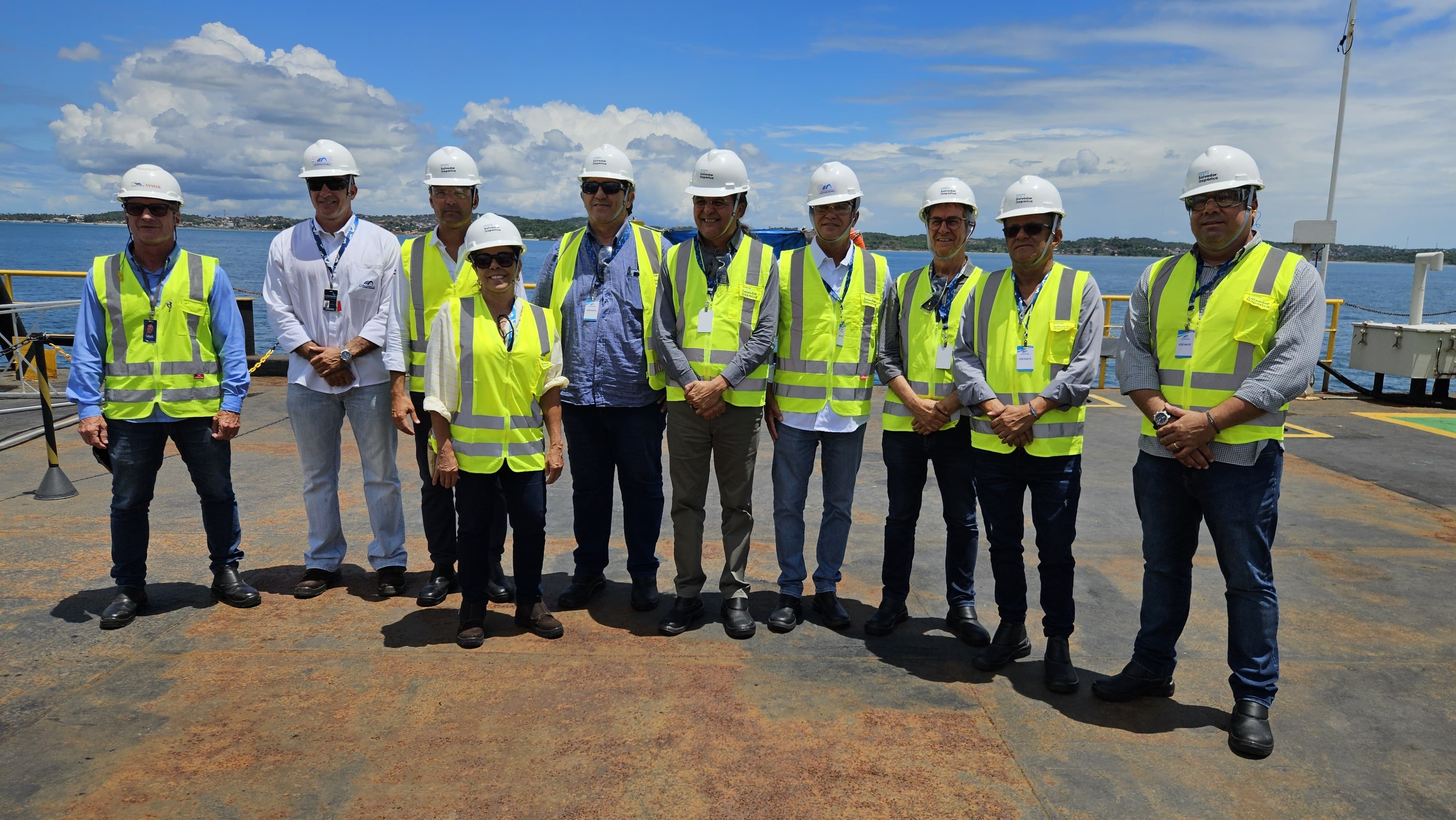 Imagem de Deputados visitam canteiro de obras da futura ponte Salvador-Itaparica