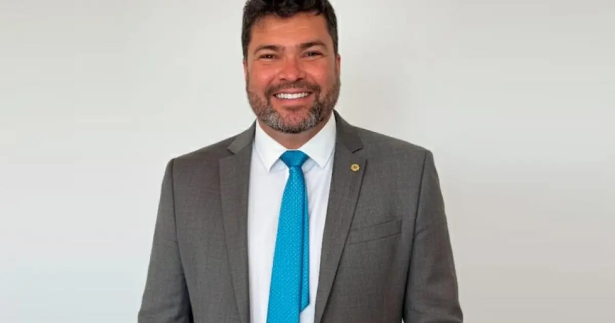 Imagem de Deputado Marcinho Oliveira é alvo de operação da PF por suspeita de desvio de verbas na Bahia