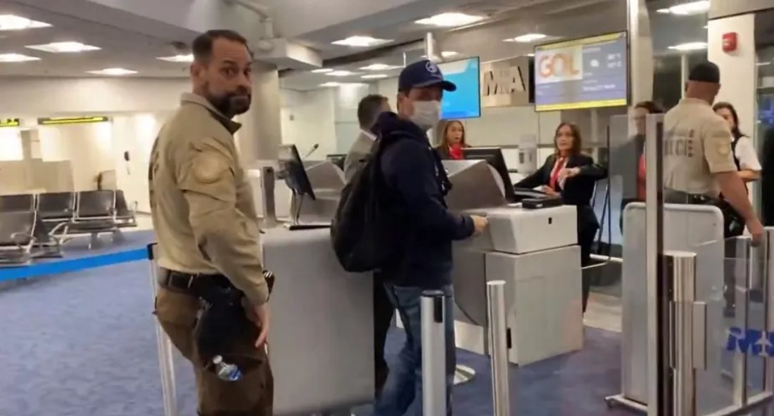 Imagem de Anderson Torres retorna ao Brasil e é preso pela PF