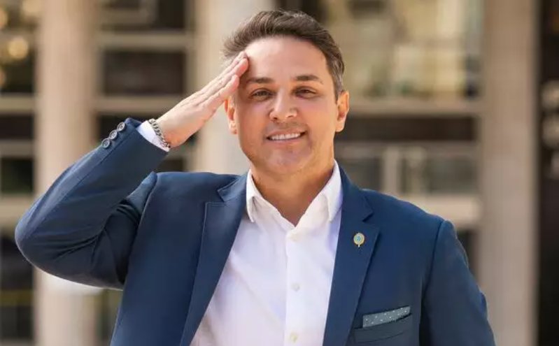 Imagem de Ampla vitória da direita teve recorde de militares eleitos