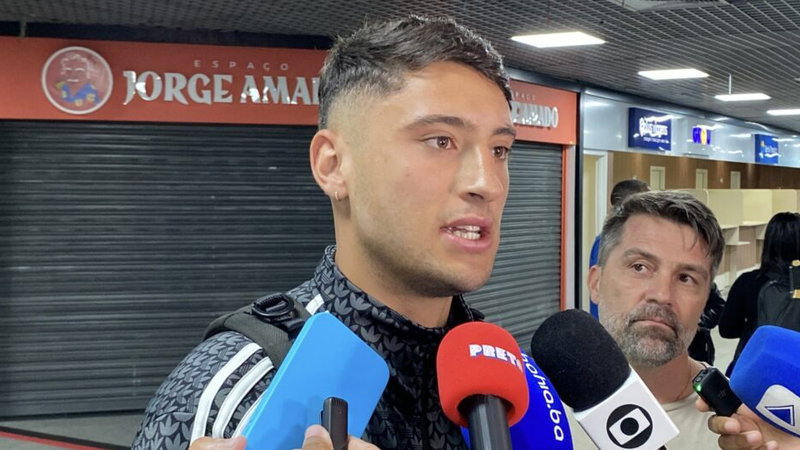 Imagem de Novo atacante do Bahia revela conversa com jogador do elenco antes de acertar com o clube