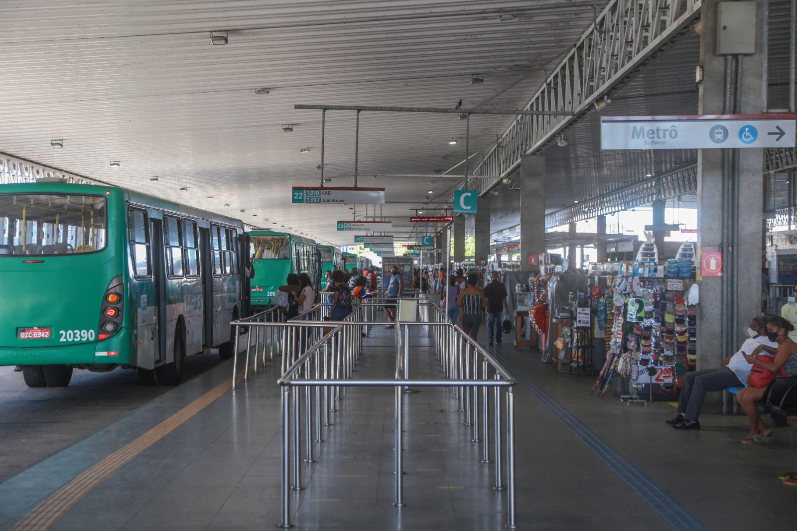 Imagem de Linhas de ônibus de Salvador passarão por adaptações a partir de 10 de junho; medidas vão reduzir em 72% o tempo de espera nos pontos