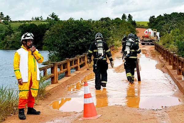 Imagem de Embasa promove simulado de emergência química no Rio da Dona, em Santo Antônio de Jesus