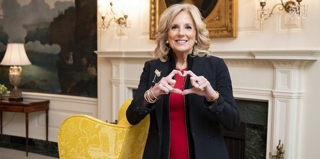 Imagem de Primeira-dama dos EUA desmarca encontro com Janja