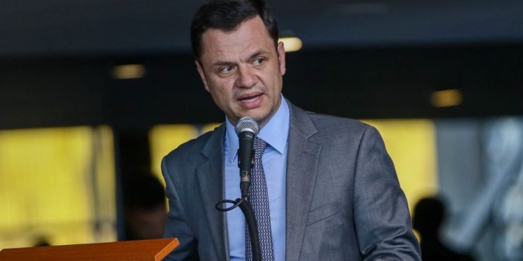 Imagem de Governo do DF diz que cabe à PM informar sobre saúde de Torres