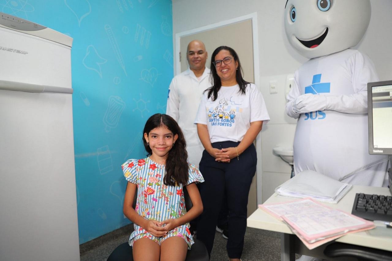 Imagem de Salvador: Mais de 750 doses de vacina contra a dengue são aplicadas no 1° dia em postos de saúde