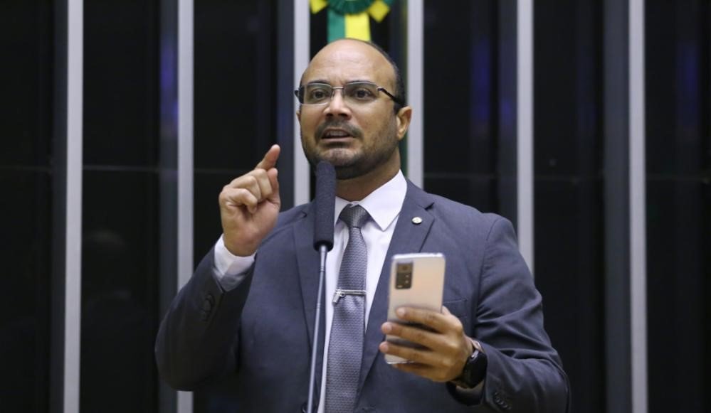 Imagem de Após casos de violência em escolas e creches, Capitão Alden quer incluir Plano Nacional de Prevenção e Enfrentamento à Violência no ambiente escolar