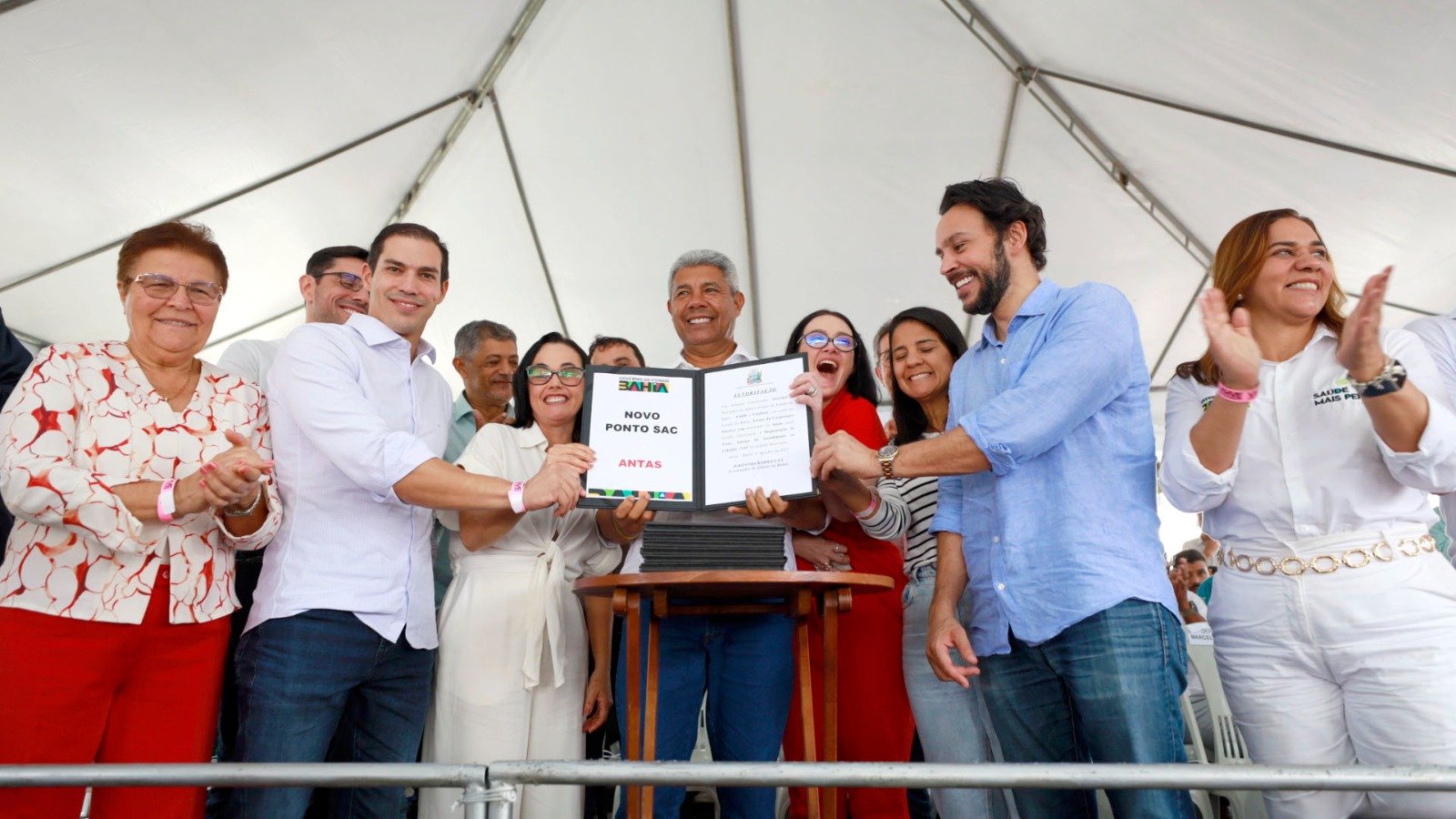 Imagem de Governo do Estado inaugura nova escola de tempo integral e reforça estrutura de saúde em Antas