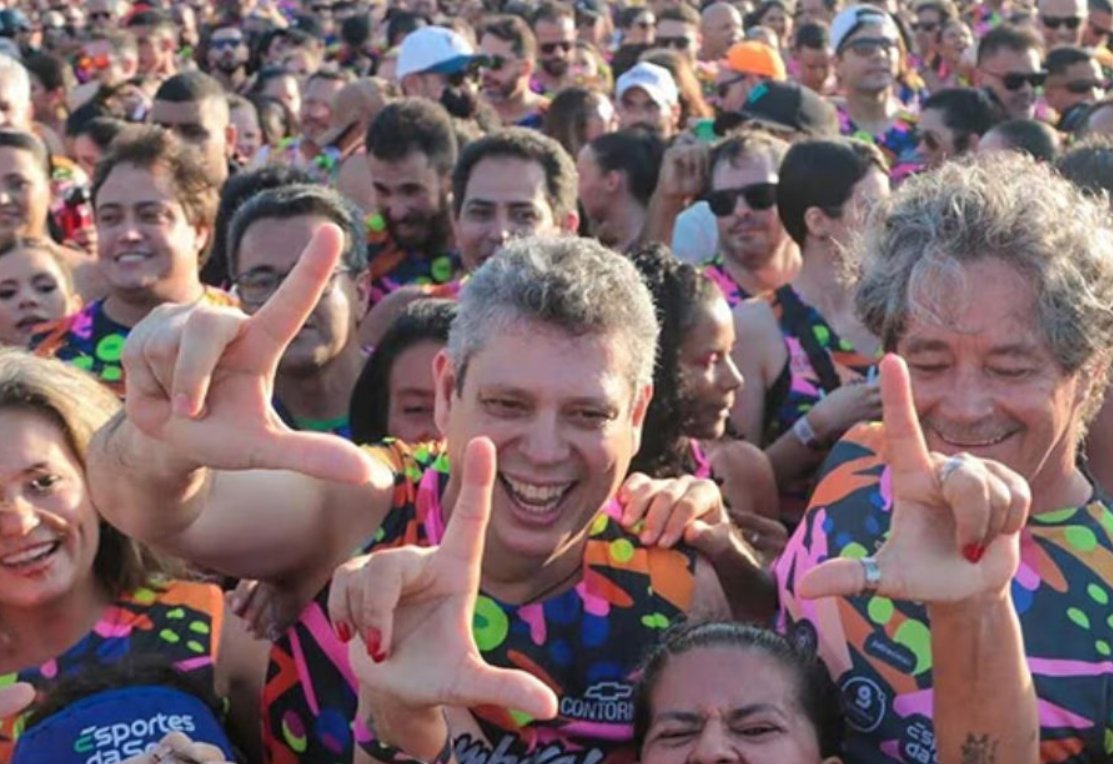 Imagem de Ministro de Lula escondeu ‘Carnaval’ de agenda e pagou custos de fotógrafo com dinheiro público