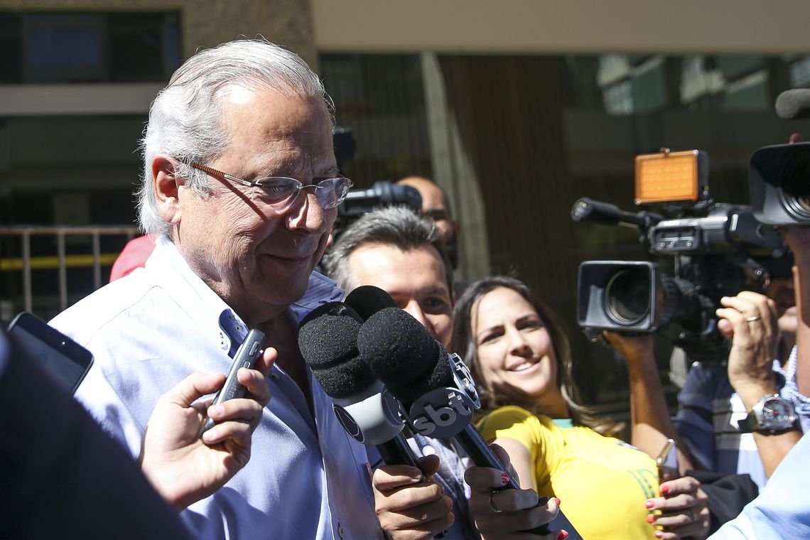 Imagem de Por maioria de votos, STJ mantém condenação de José Dirceu por corrupção passiva