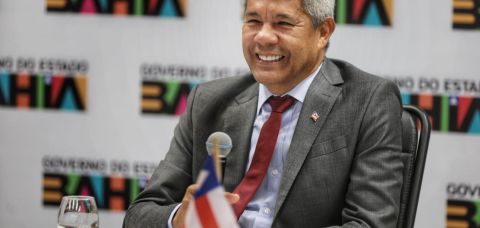 Imagem de Governador sanciona 19º empréstimo; quantia é de R$ 4,5 bi