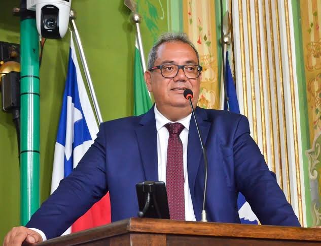 Imagem de Carlos Muniz sugere a criação de Multicentros de Atendimento ao Idoso