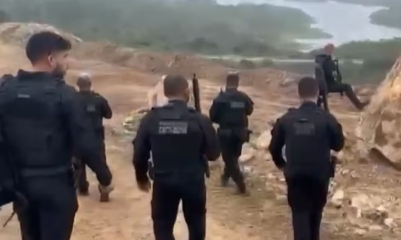 Imagem de Sobe para 8 o número de mortos em operação policial contra integrantes de facções criminosas no Recôncavo da Bahia