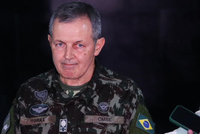 Imagem de Novo comandante do Exército reúne generais da cúpula na próxima terça-feira