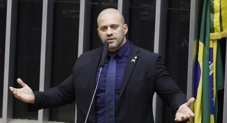 Imagem de Rosa Weber vota para invalidar indulto de Daniel Silveira; julgamento é suspenso