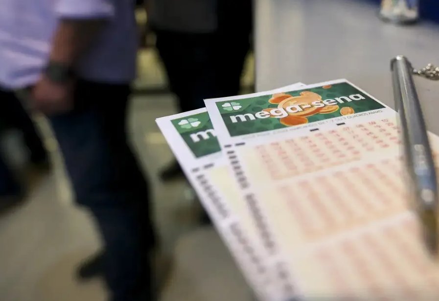 Imagem de Ninguém acerta as dezenas da Mega-Sena e prêmio vai a R$ 7 milhões