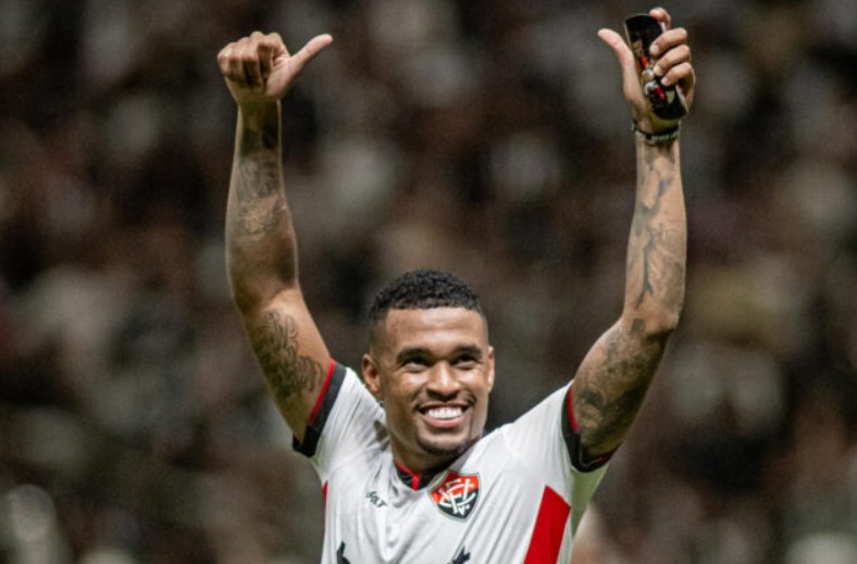 Imagem de Vitória vence o Athletico de virada fora de casa e se afasta do Z-4