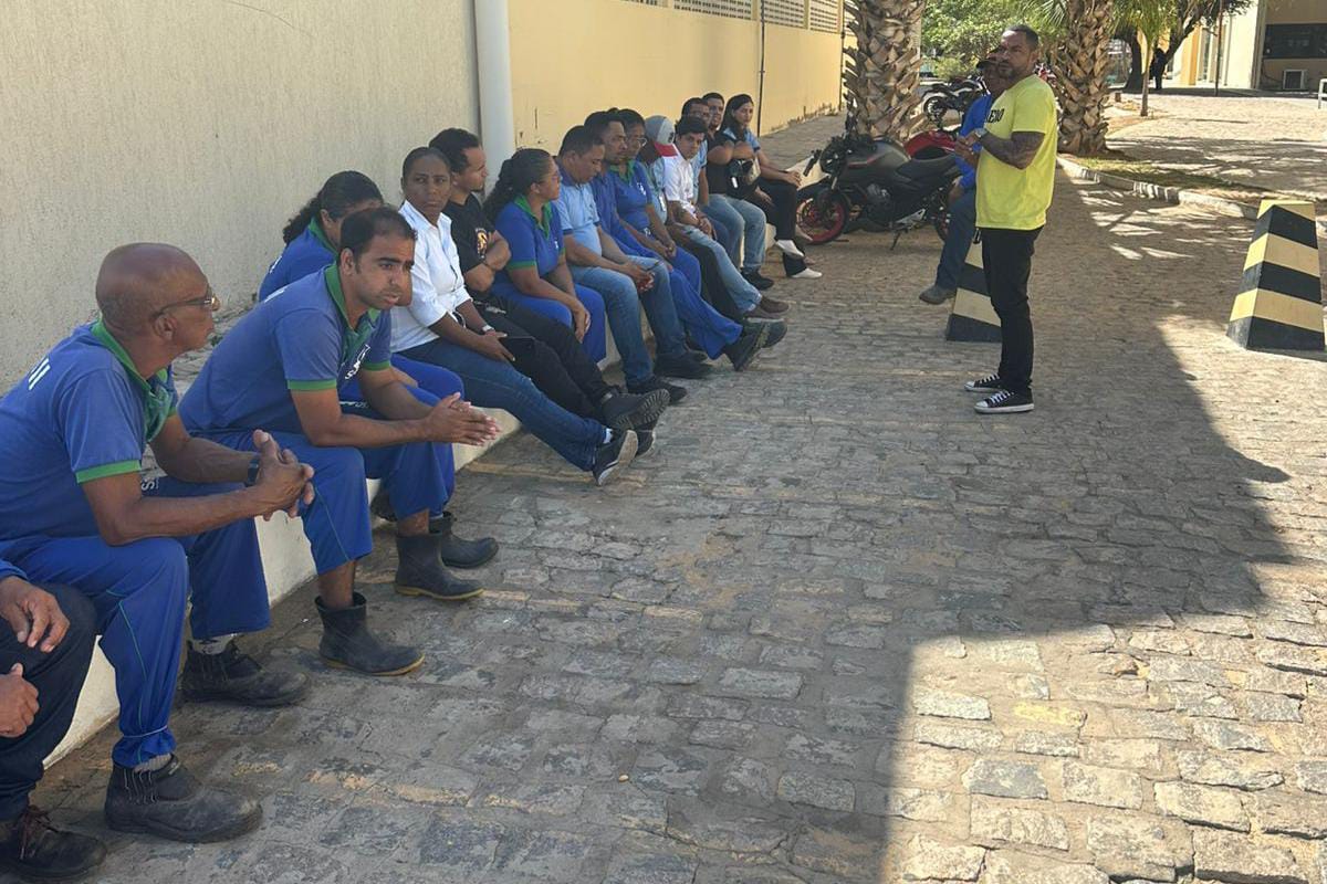 Imagem de SindilimpBA apoia paralisação de terceirizados da Univasf de Juazeiro em meio a impasse salarial