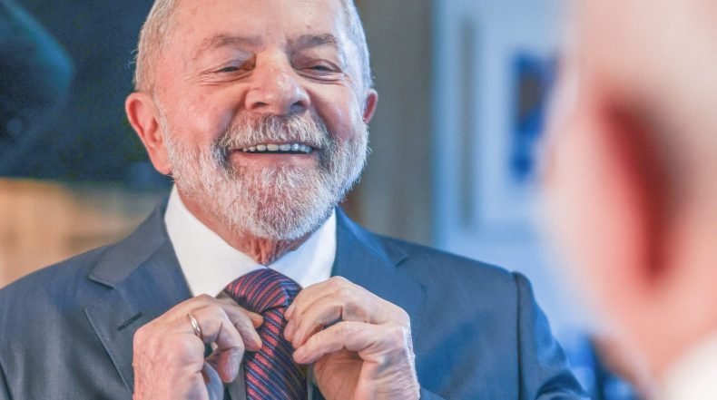 Imagem de Lula diz que não precisa ‘pedir licença para governar’ nem agradar ninguém