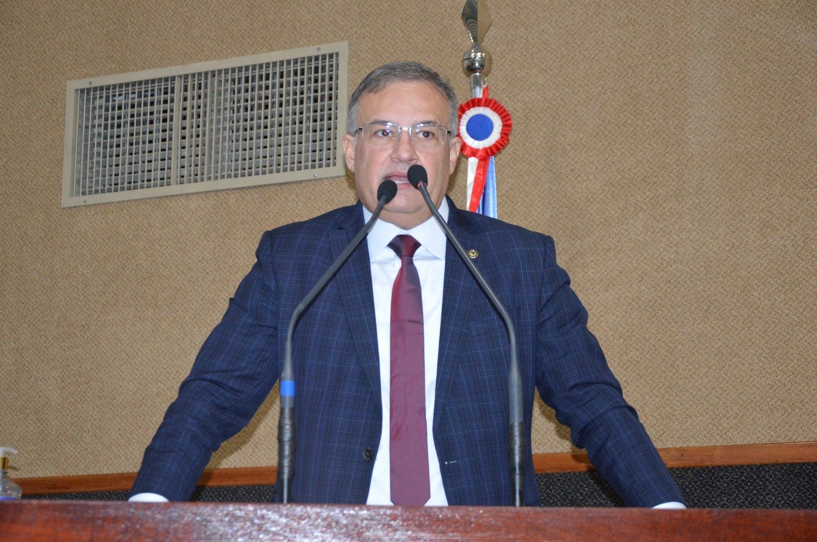 Imagem de Felipe Duarte propõe acompanhante integral para estudantes com dislexia e TDAH